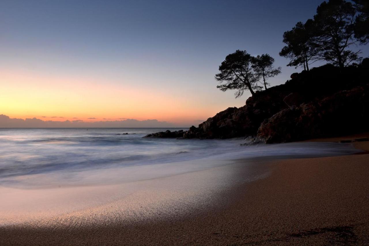 Apartamento En Blanes Con Piscina Y Parking Apartman Kültér fotó